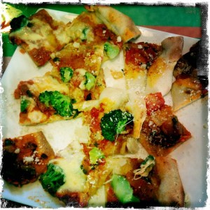 PIzza broccoli, anchovy, garlic