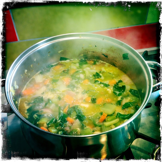 ourkitchengarden.net