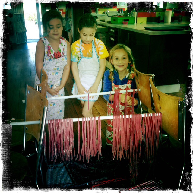 ourkitchengarden.net